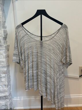 Women’s Lightweight Gray Scoop Neck Asymmetrical Tee